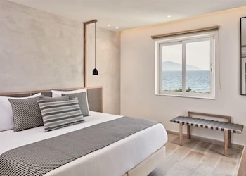 atlantica marmari palace