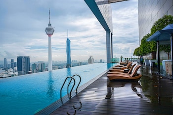 quzoma suites vortex klcc
