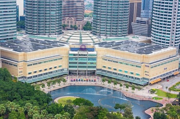 quzoma suites vortex klcc