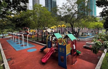quzoma suites vortex klcc