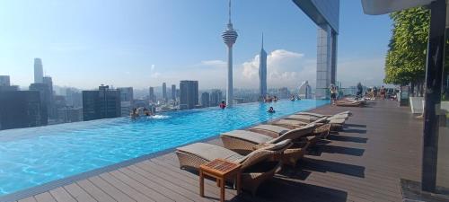 quzoma suites vortex klcc