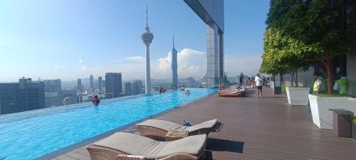 quzoma suites vortex klcc
