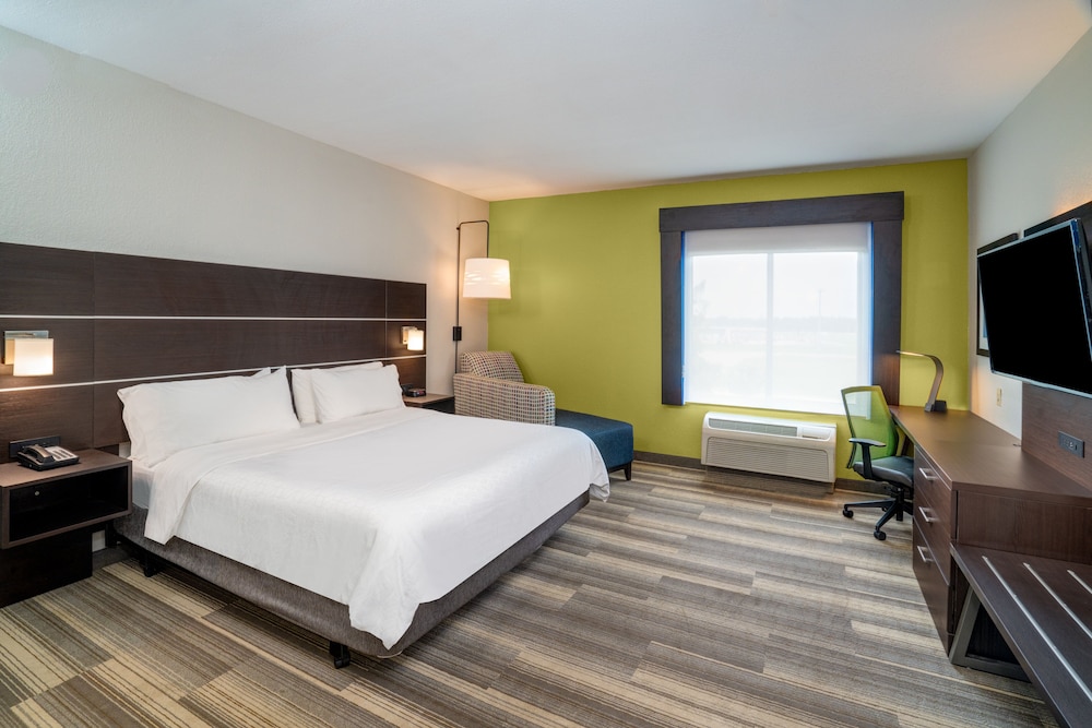 holiday inn express and suites winona north by ihg
