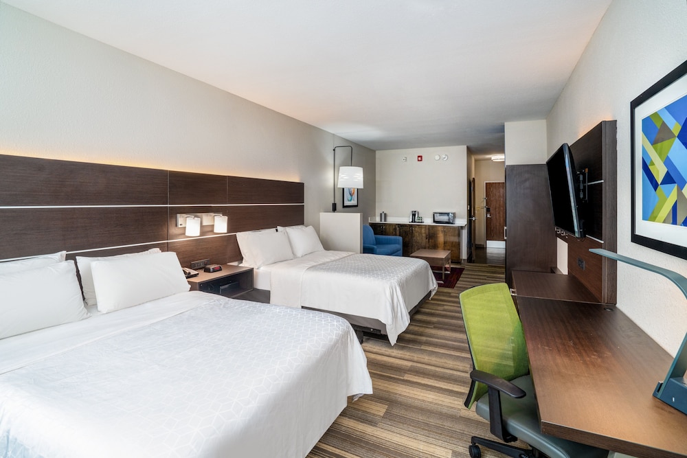 holiday inn express and suites winona north by ihg