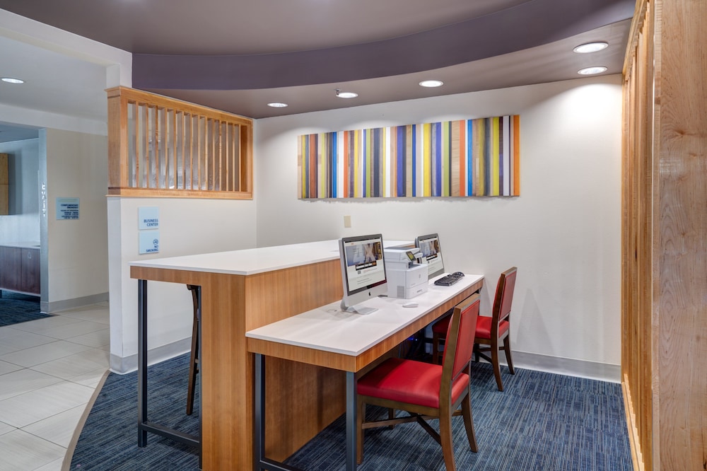 holiday inn express and suites winona north by ihg
