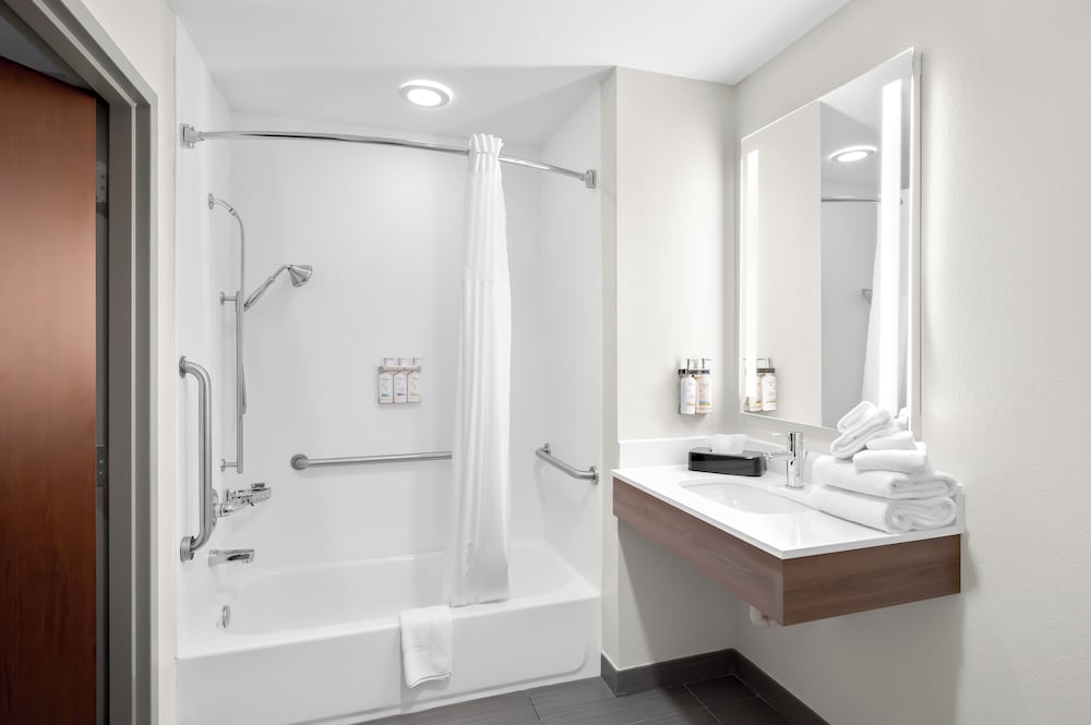 holiday inn express and suites morrilton by ihg