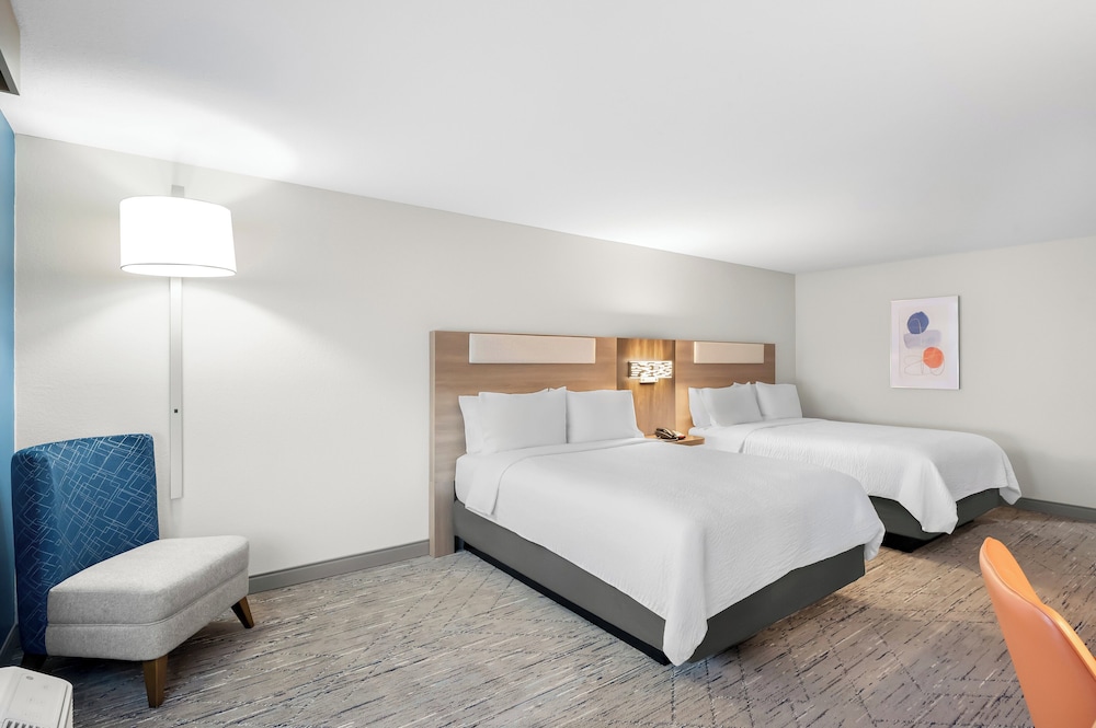 holiday inn express and suites morrilton by ihg