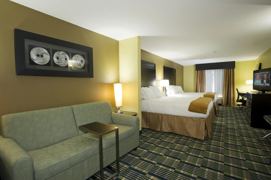 holiday inn express and suites morrilton by ihg