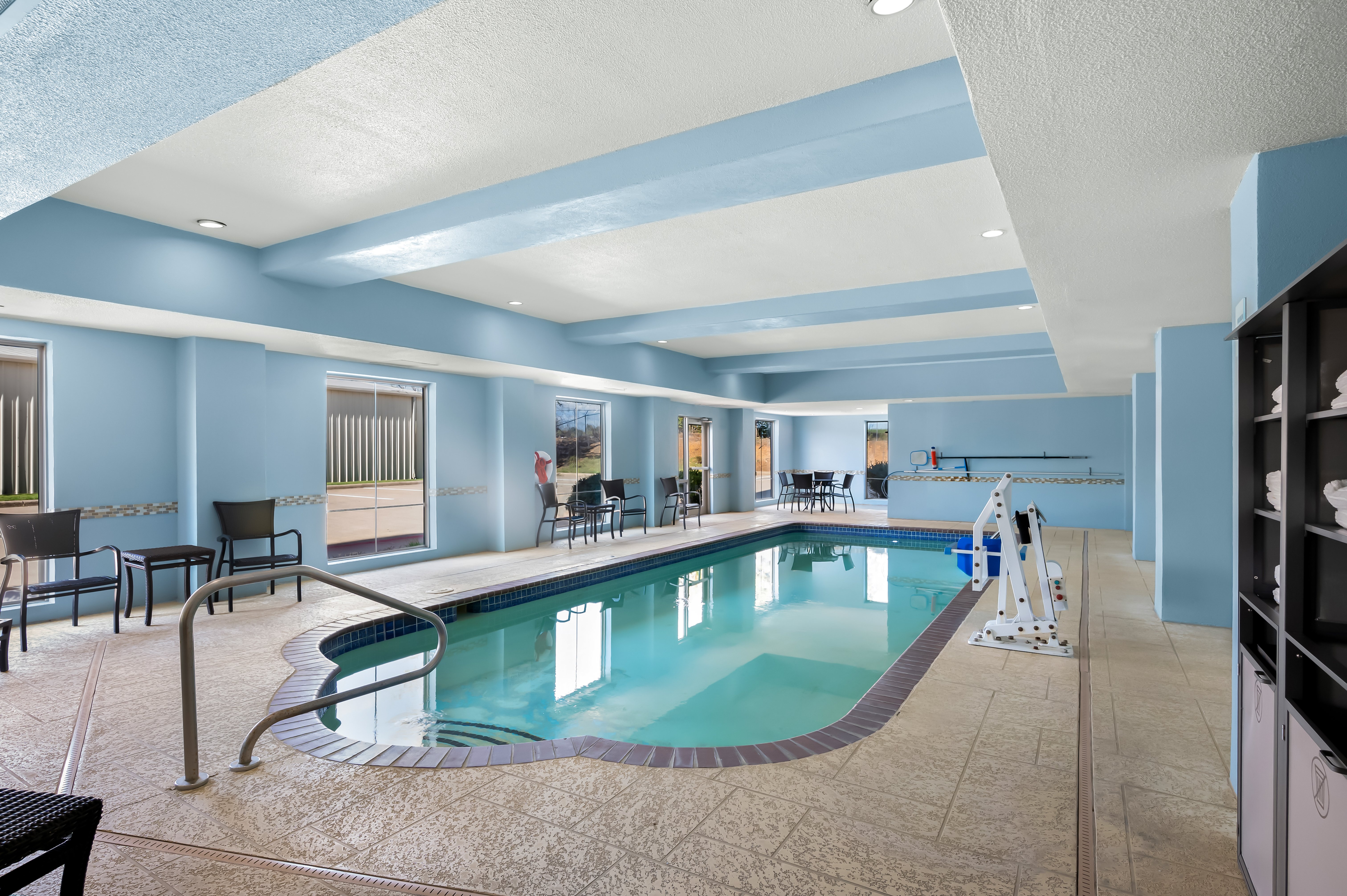 holiday inn express and suites morrilton by ihg
