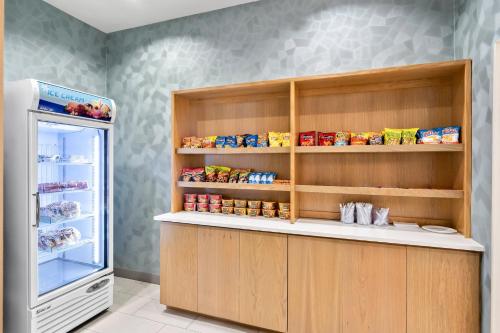 holiday inn express and suites morrilton by ihg