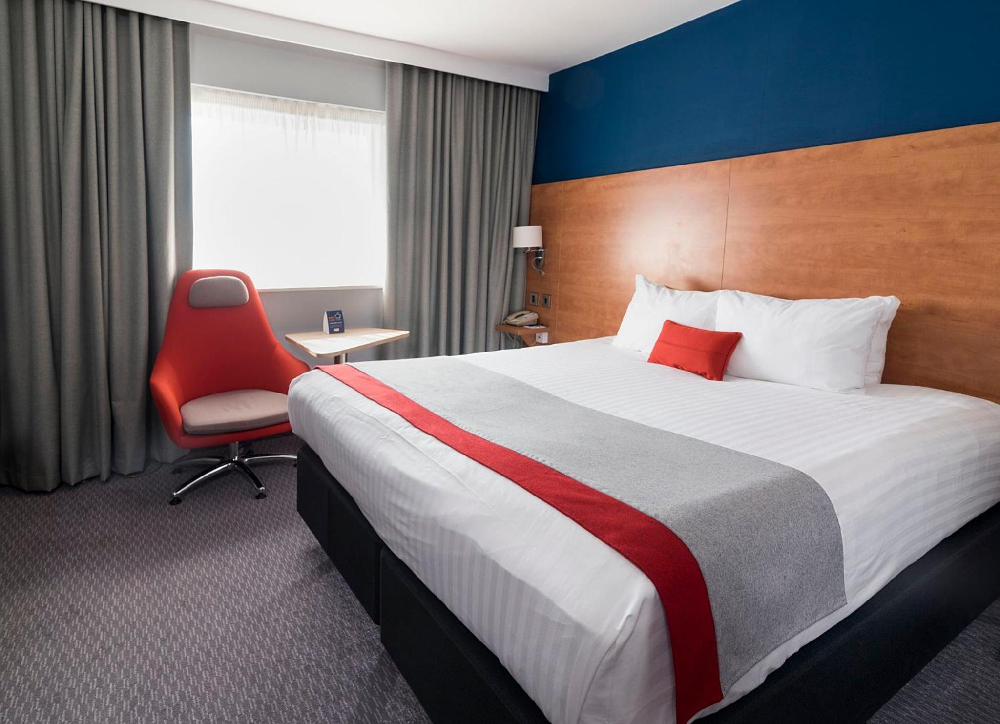 holiday inn express birmingham star city an ihg hotel