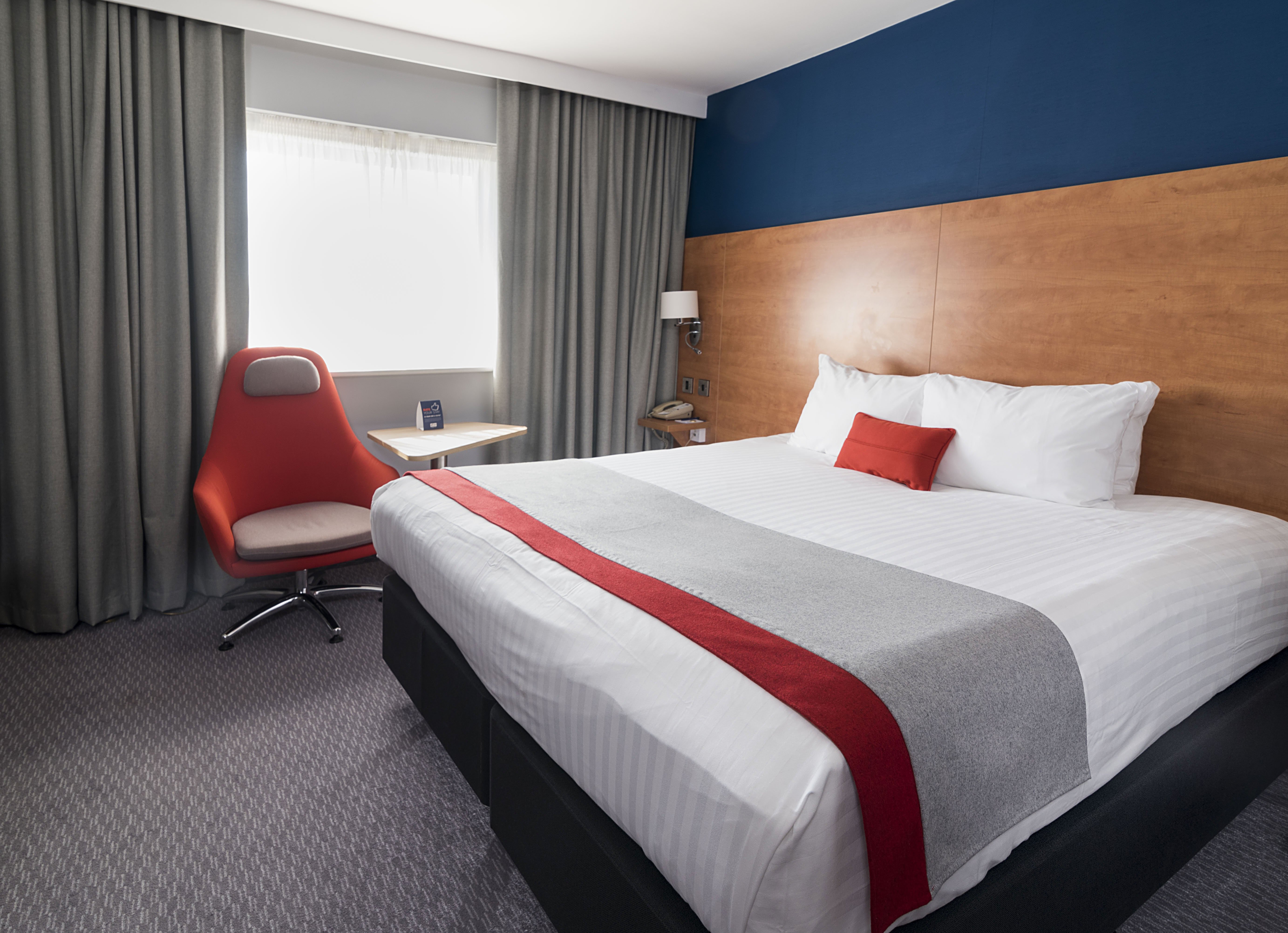 holiday inn express birmingham star city an ihg hotel