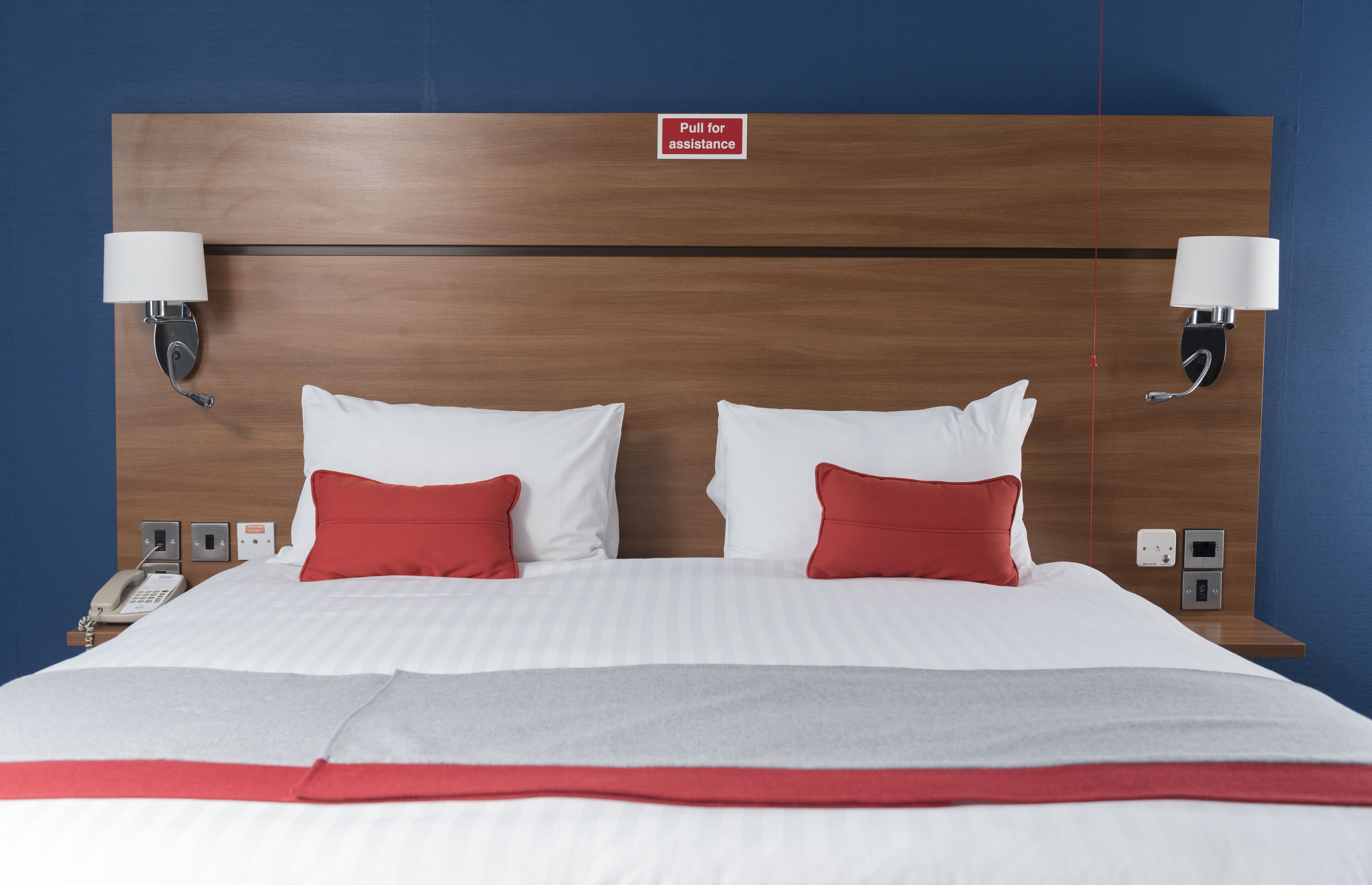 holiday inn express birmingham star city an ihg hotel