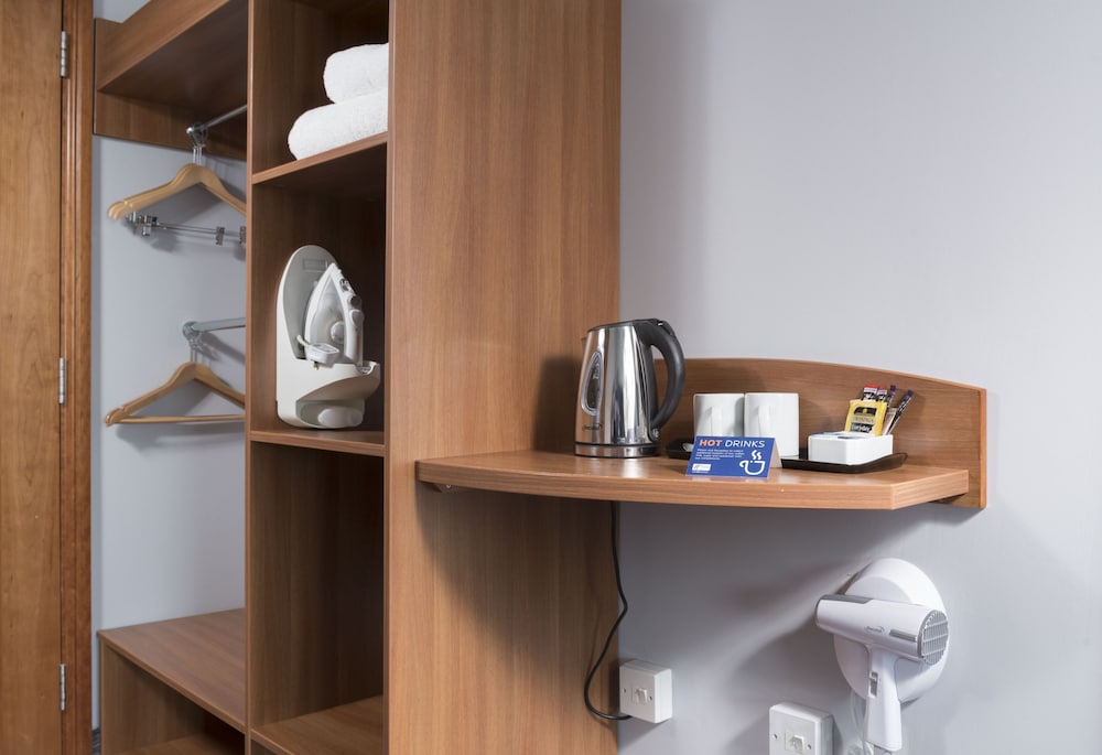 holiday inn express birmingham star city an ihg hotel