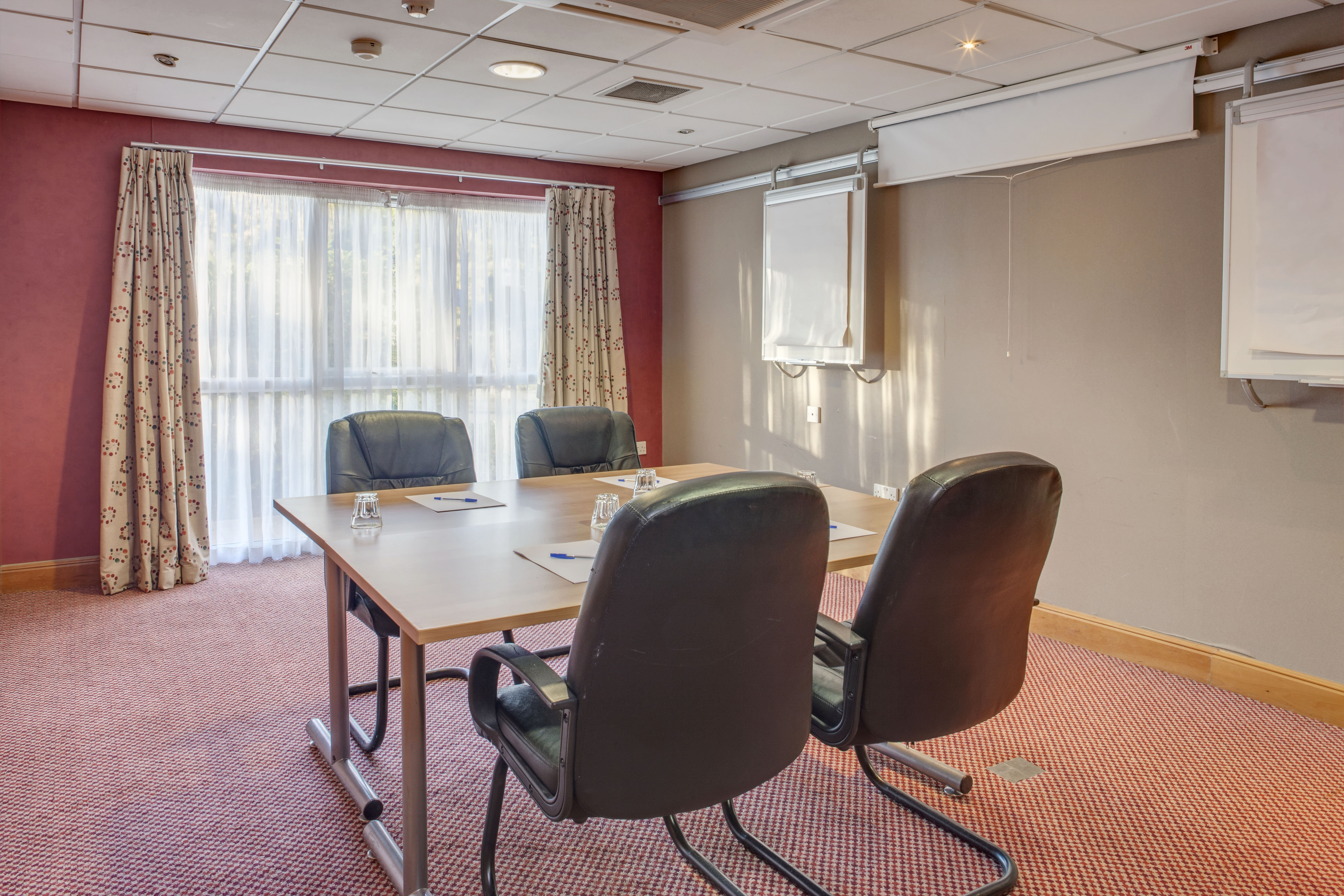 holiday inn express birmingham star city an ihg hotel