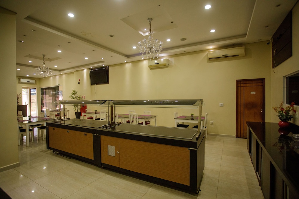 hotel atrium express