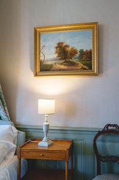 chateau de verrieres