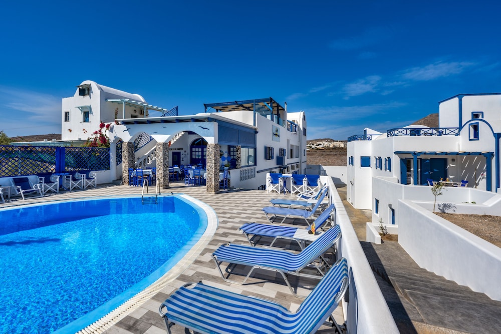 honeymoon beach hotel