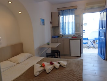 honeymoon beach hotel