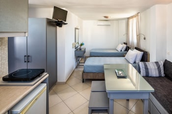 honeymoon beach hotel