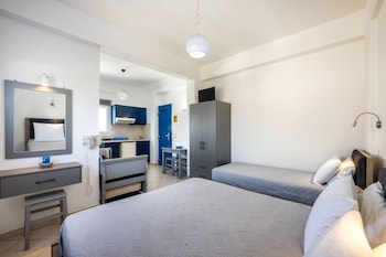 honeymoon beach hotel