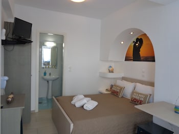 honeymoon beach hotel
