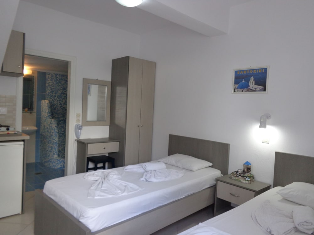 honeymoon beach hotel