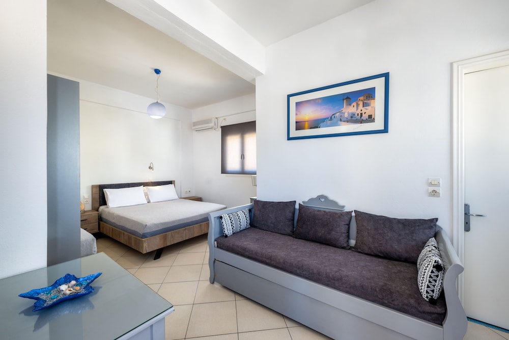 honeymoon beach hotel