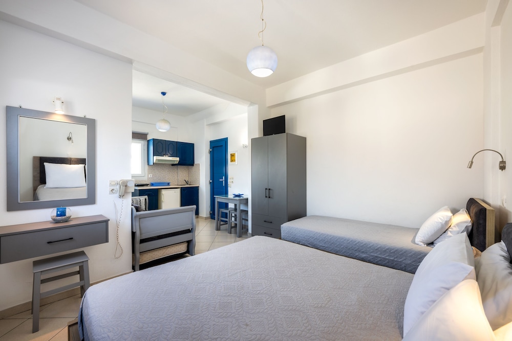 honeymoon beach hotel