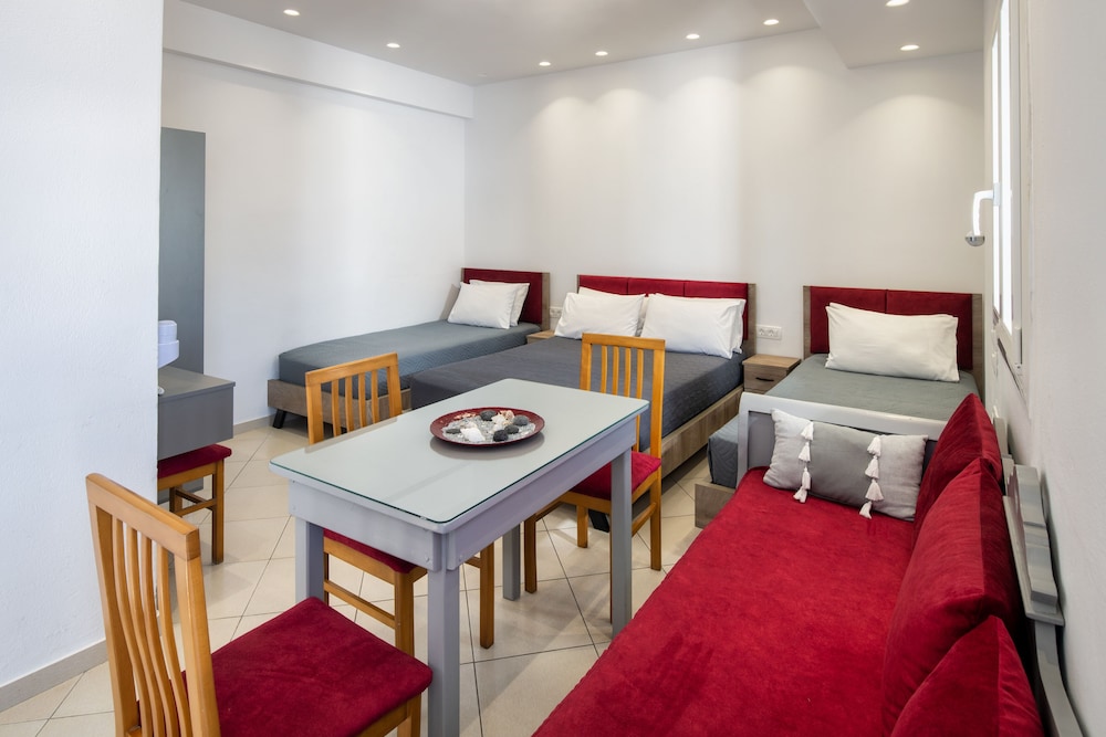 honeymoon beach hotel