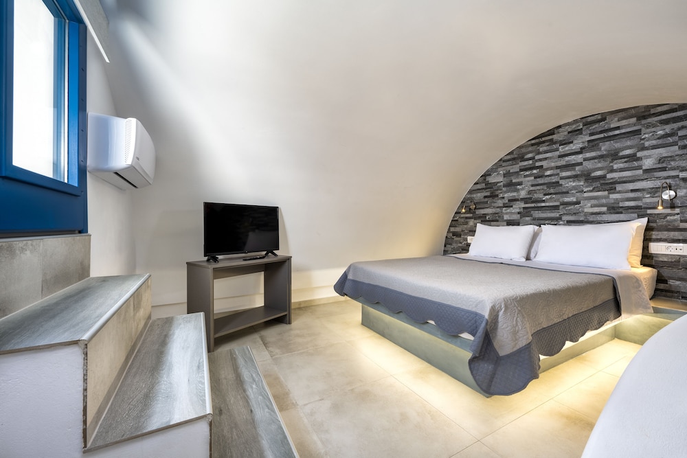 honeymoon beach hotel