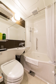 super hotel premier tokyo eki yaesu chuo guchi