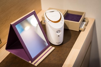 super hotel premier tokyo eki yaesu chuo guchi