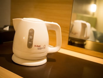 super hotel premier tokyo eki yaesu chuo guchi