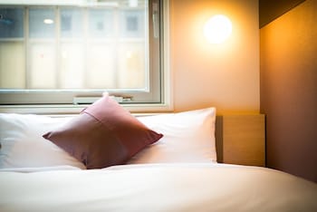 super hotel premier tokyo eki yaesu chuo guchi