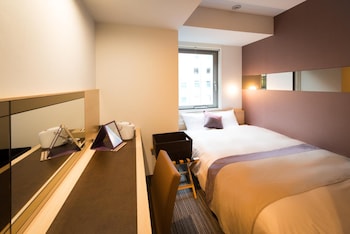 super hotel premier tokyo eki yaesu chuo guchi