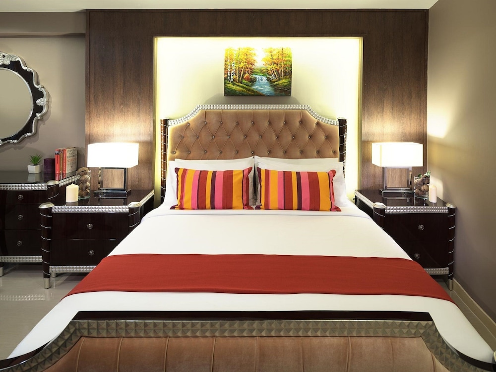 ton aor place hotel ratchada