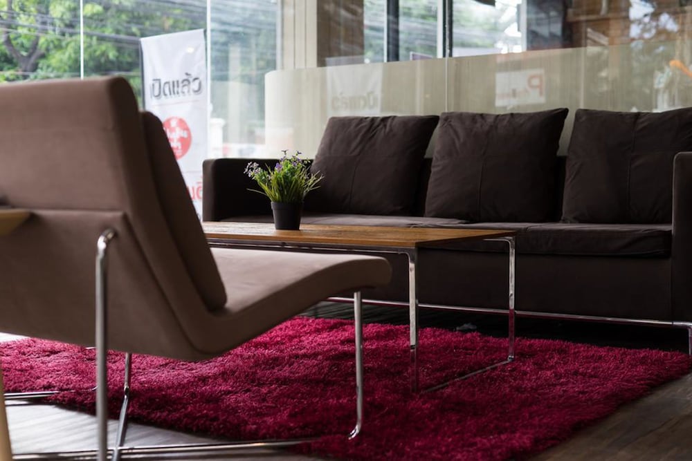 ton aor place hotel ratchada