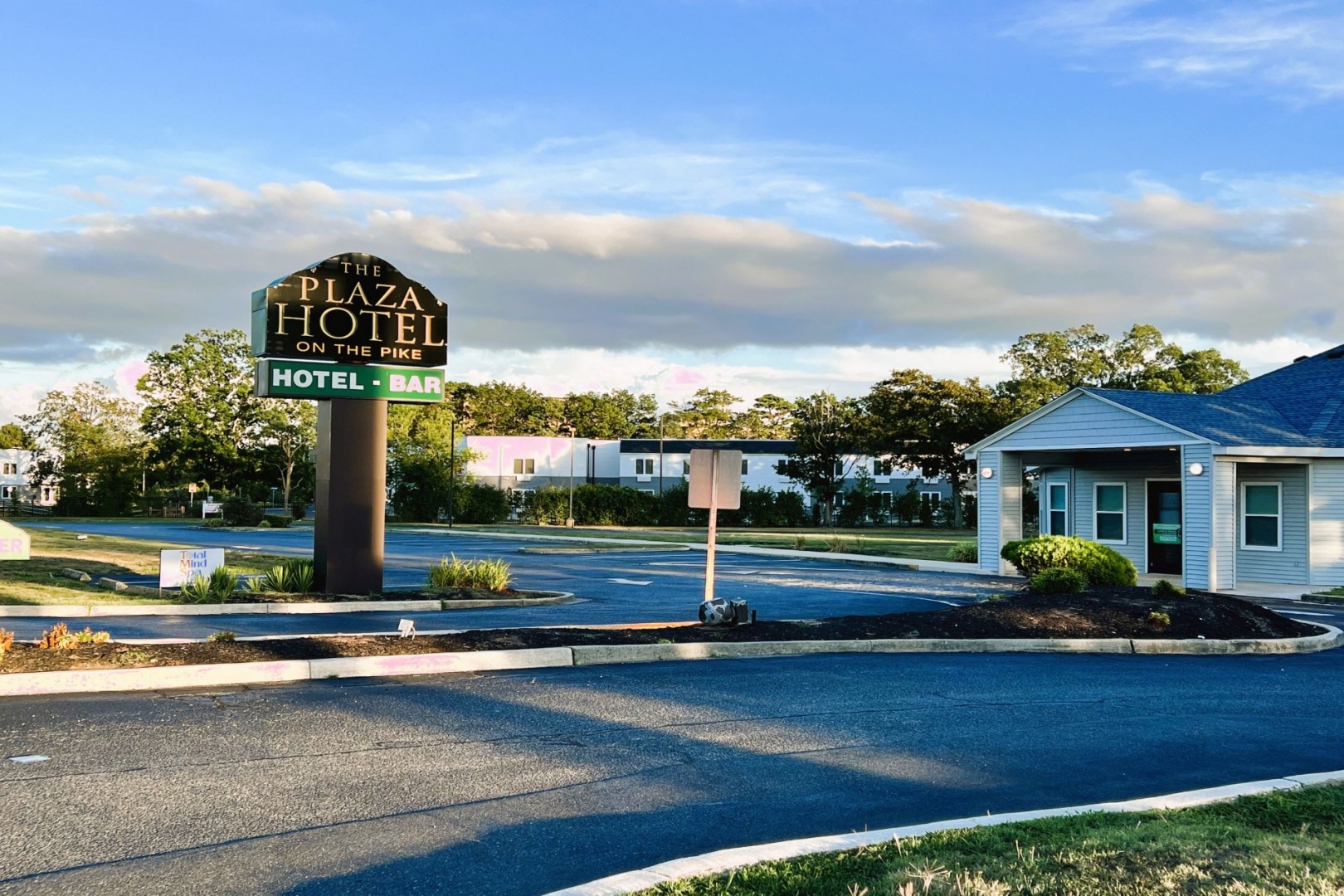 the plaza on the pike