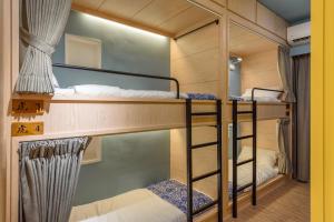 santhosham hostel