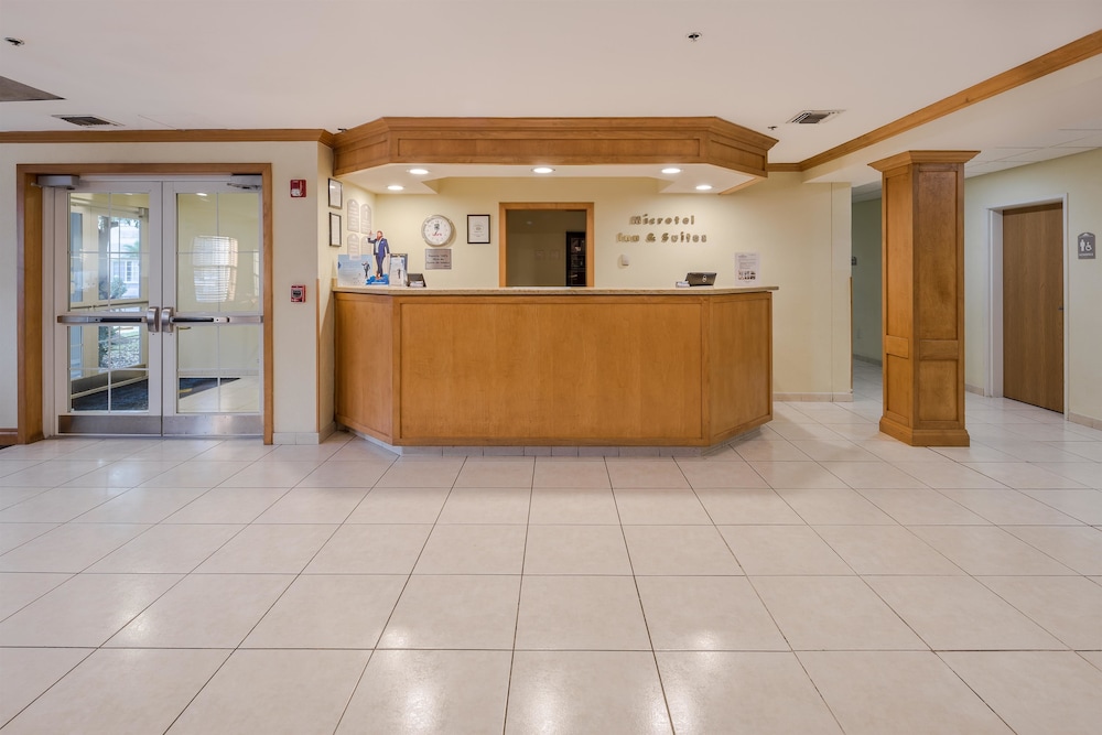 Microtel Inn & Suites By Wyndham Culiacan,Los Mochis>>Culiacan,3 star