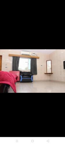 ssathish guest house