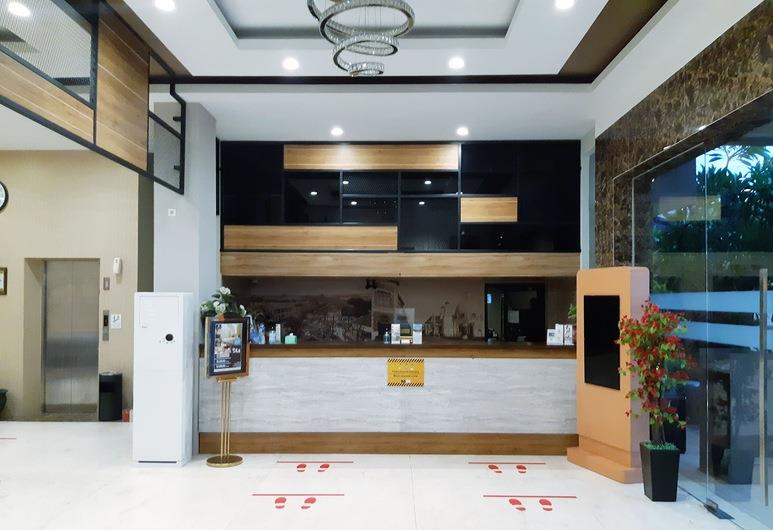 triizz hotel semarang by royal singosari