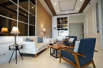 triizz hotel semarang by royal singosari