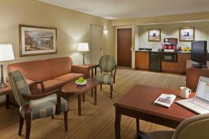 courtyard by marriott toronto airport