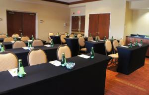 courtyard by marriott toronto airport