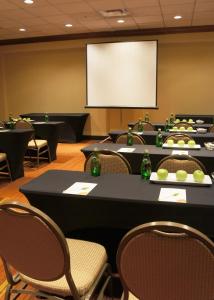 courtyard by marriott toronto airport