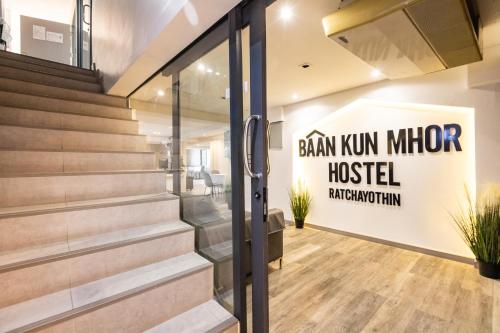 baan kun mhor hostel