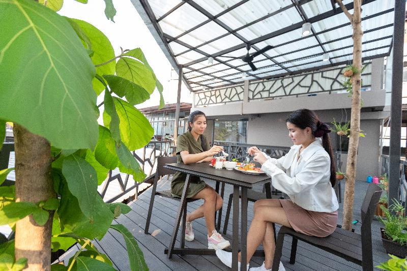 baan kun mhor hostel