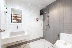 baan kun mhor hostel